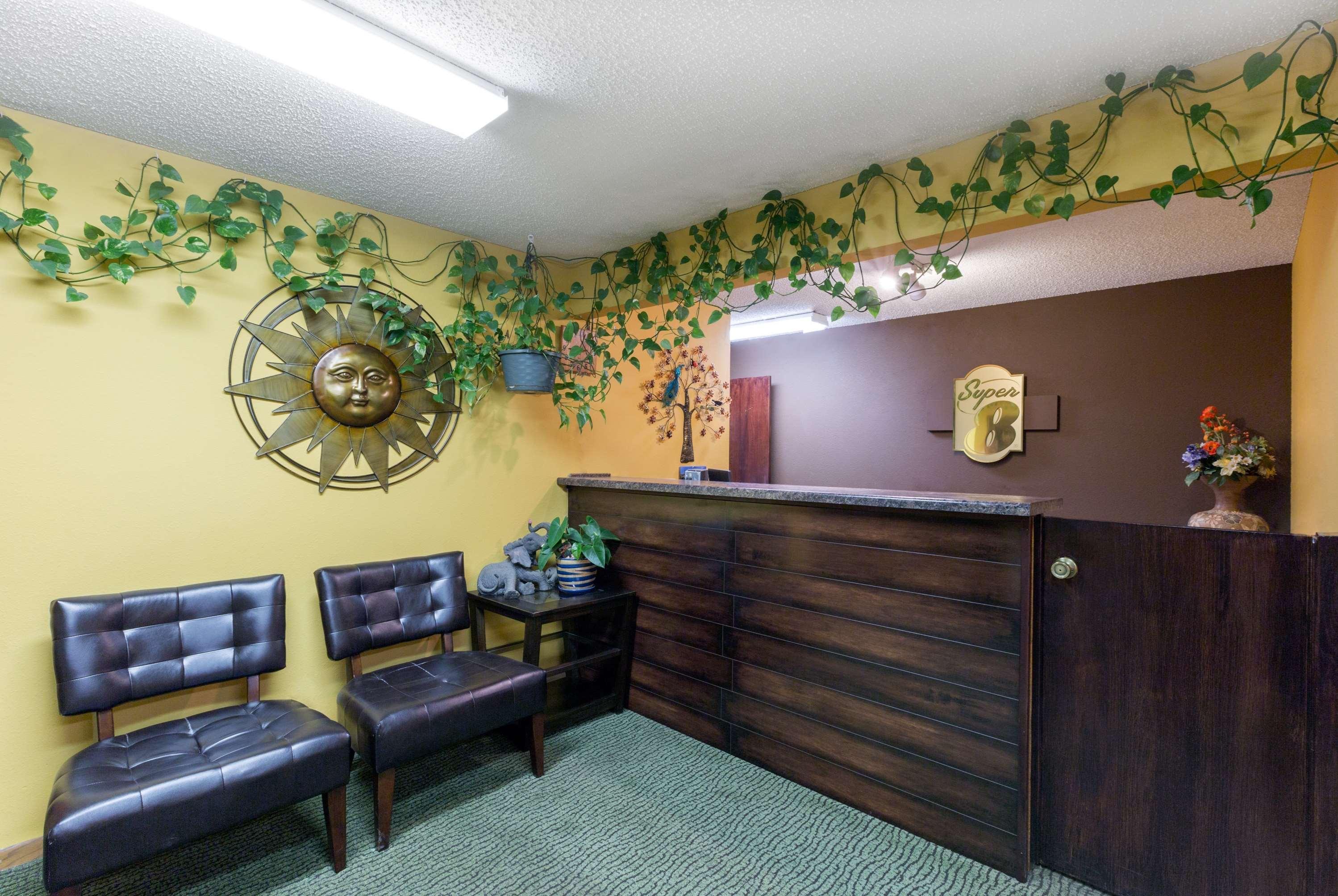 Super 8 By Wyndham Perry Ia Exterior foto