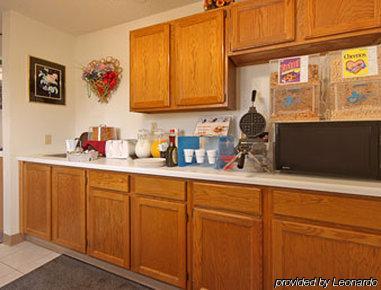 Super 8 By Wyndham Perry Ia Quarto foto